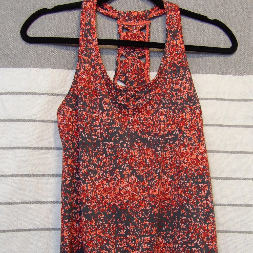 Athleta Printed X's and O's Tank Size XS Speckled Print Racerback